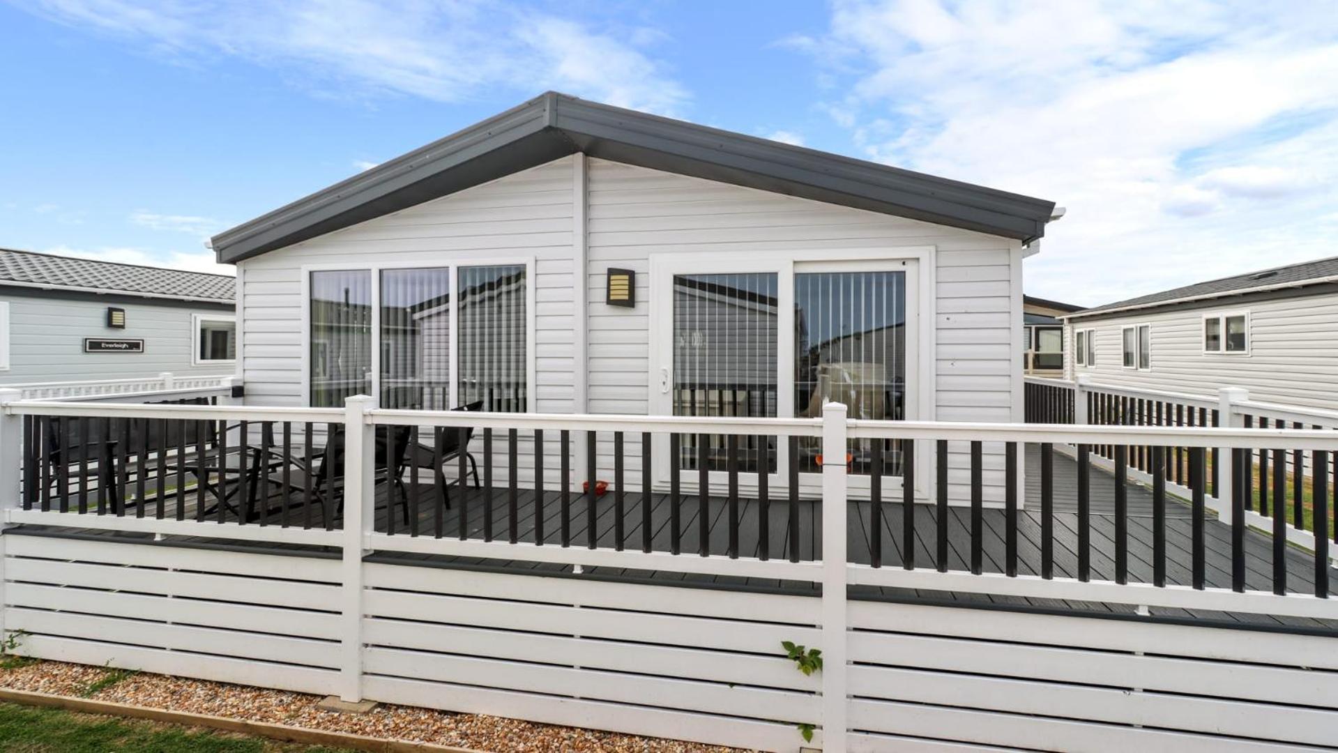 33 Beach Retreat Lodge Pevensey Bay Holiday Park Dış mekan fotoğraf